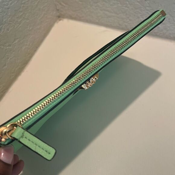 Versace Zip Top Medusa Emblem Wristlet Clutch Lime Green Leather Luxury - Picture 13 of 13